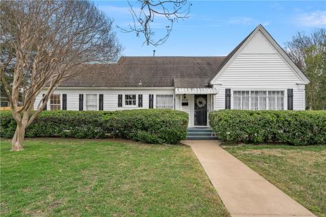 2730 Live Oak Avenue Waco TX 76708