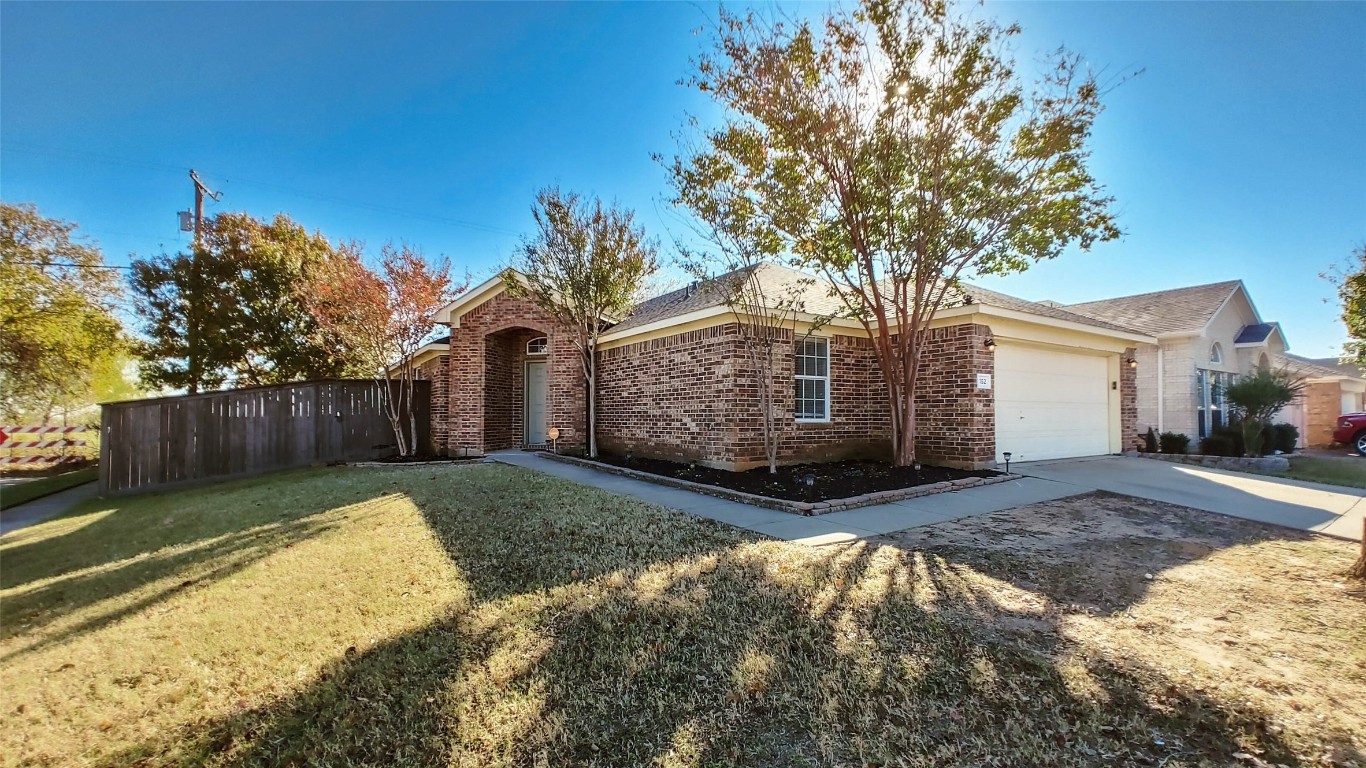 152 Goldeneye Lane Fort Worth TX 76120