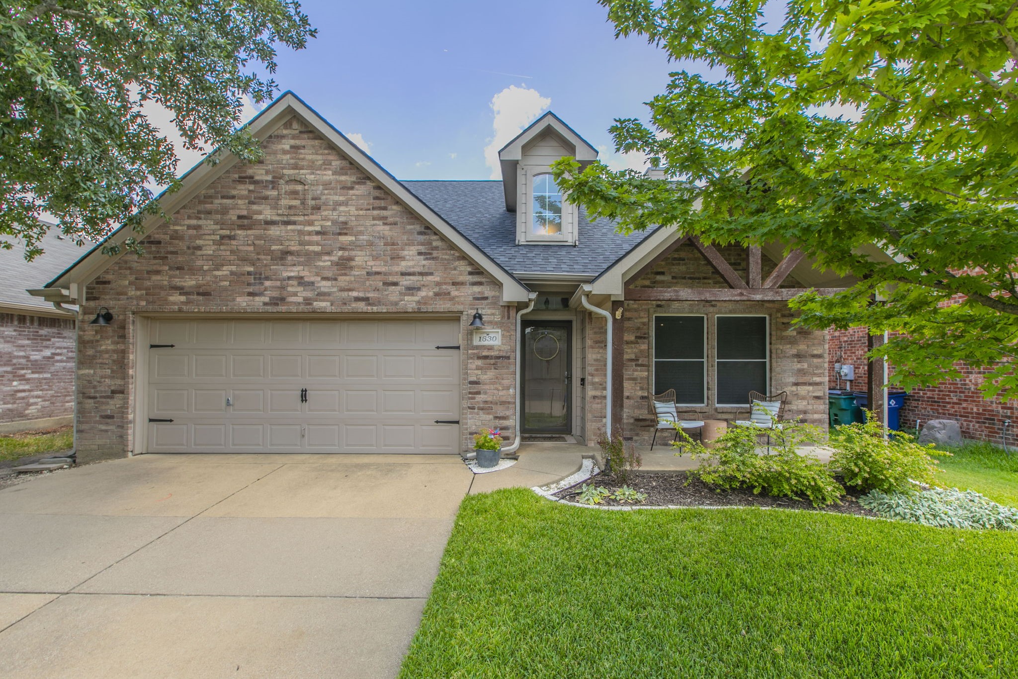 1630 Hillside Drive Waxahachie TX 75165