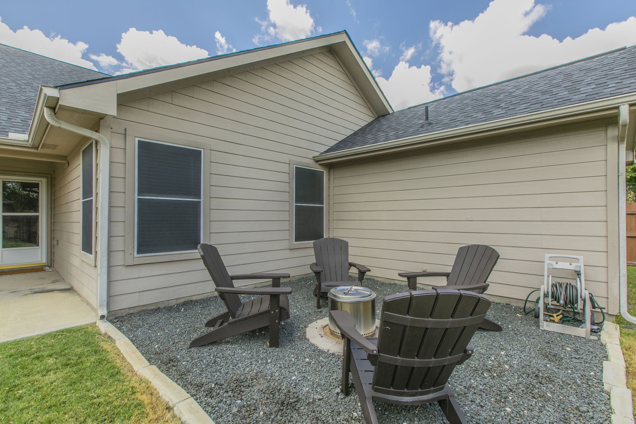 1630 Hillside Drive Waxahachie TX 75165