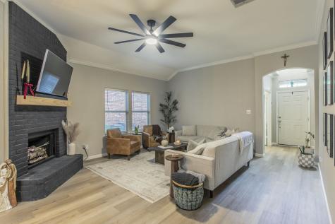 1630 Hillside Drive Waxahachie TX 75165