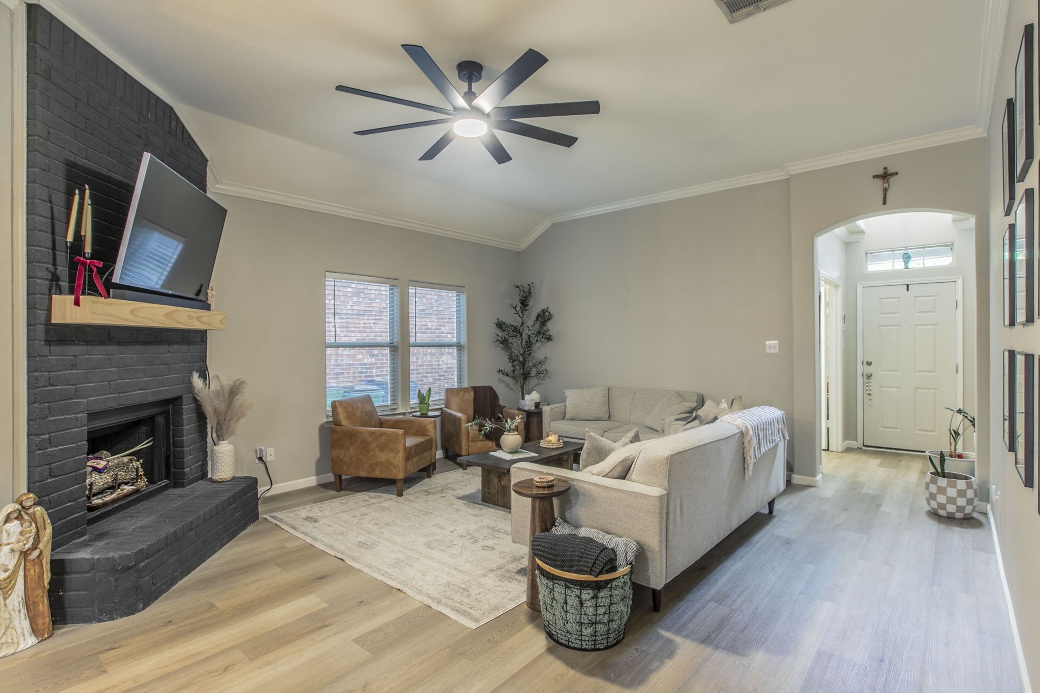 1630 Hillside Drive Waxahachie TX 75165