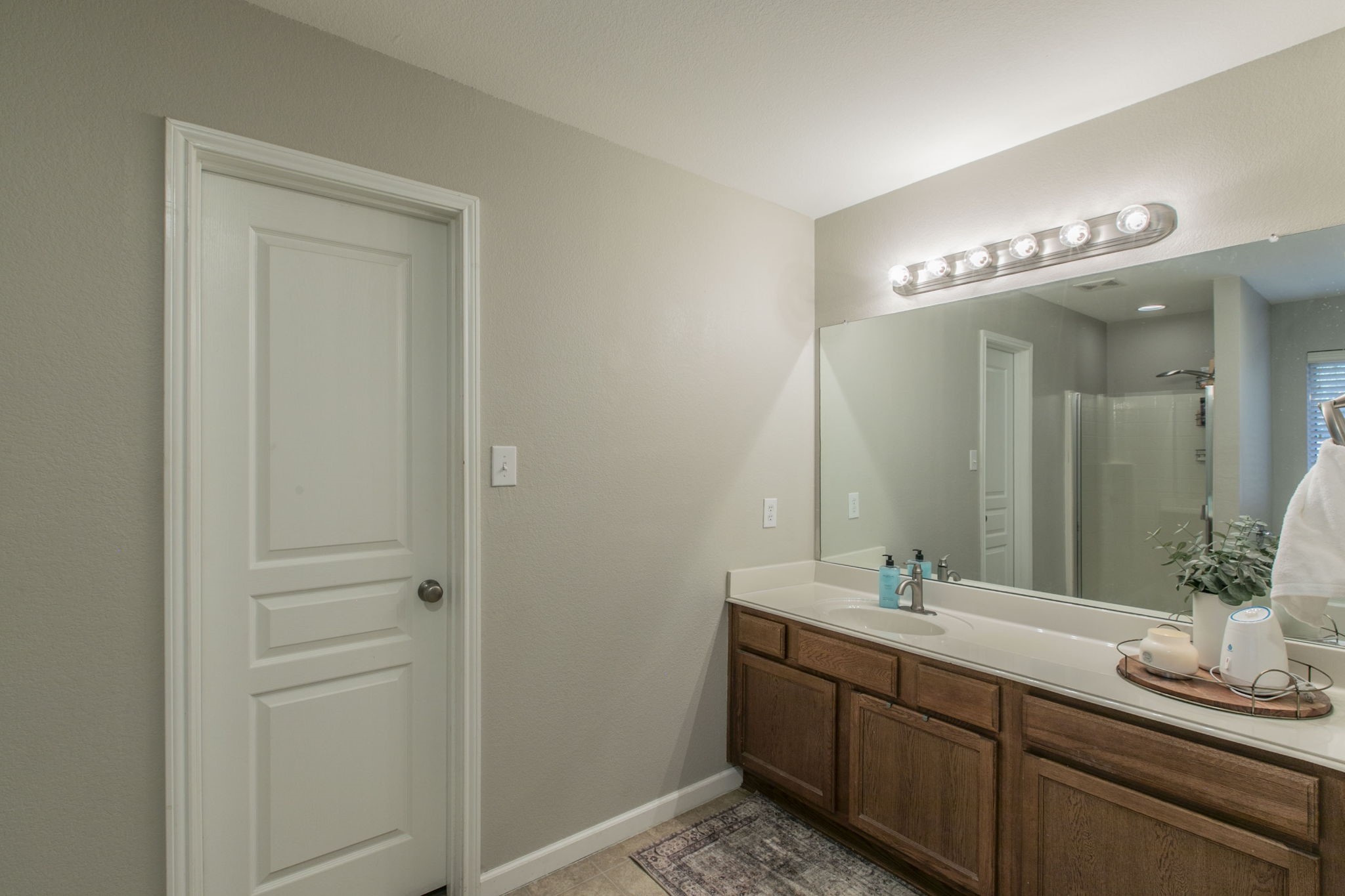 1630 Hillside Drive Waxahachie TX 75165