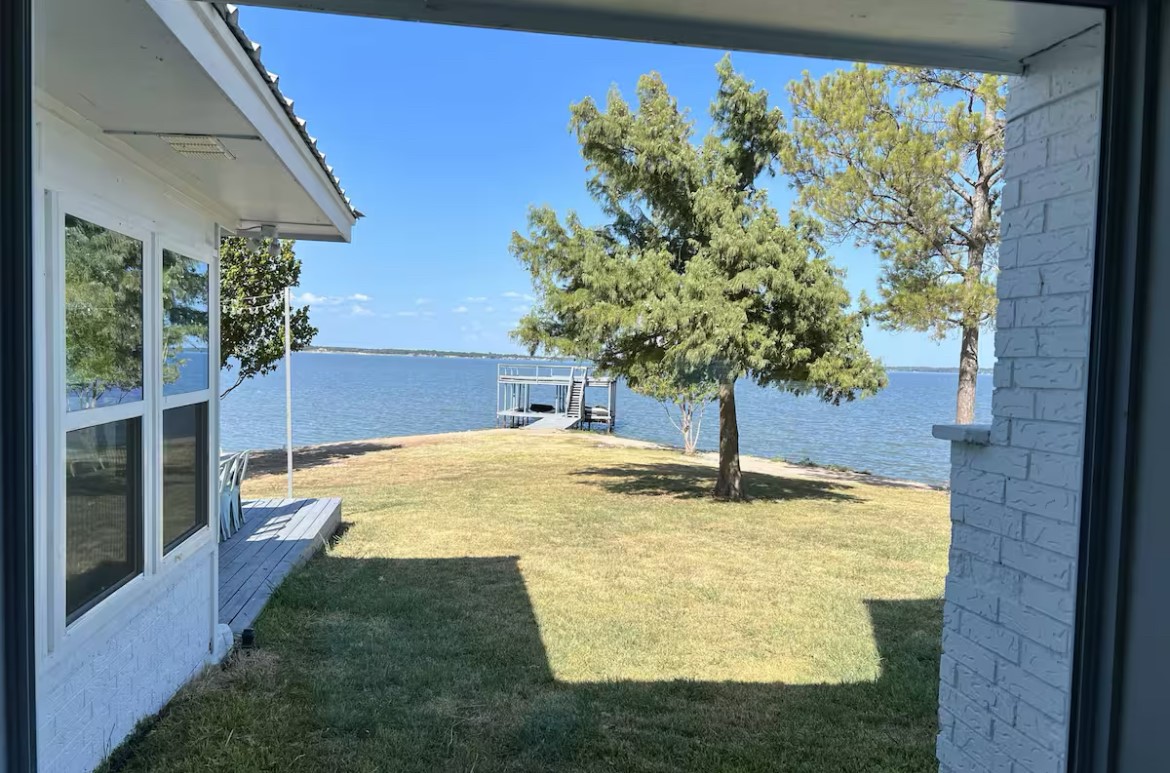8731 Lakeshore Drive Kemp TX 75143