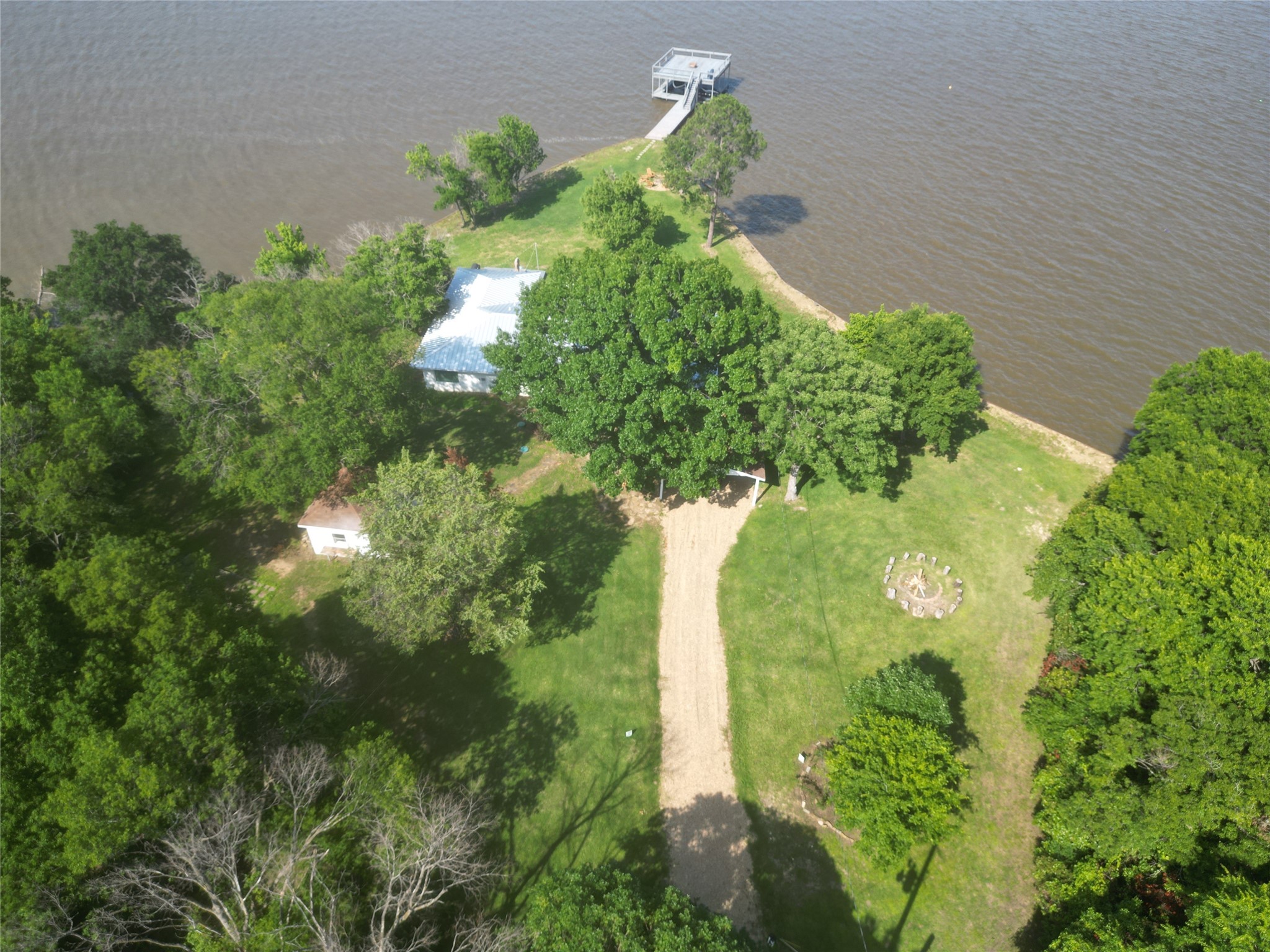 8731 Lakeshore Drive Kemp TX 75143