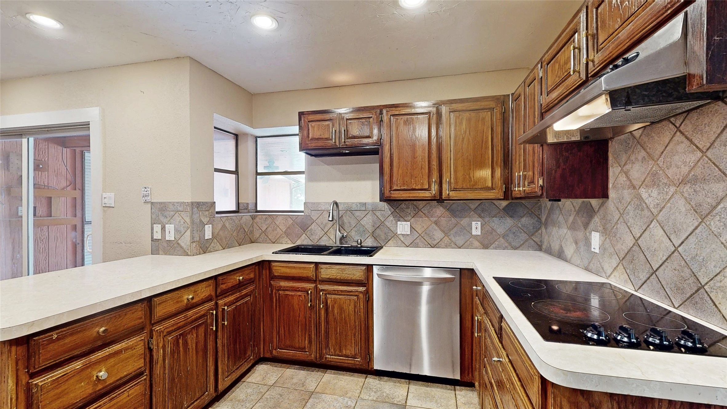 1717 Cunningham Court Bedford TX 76021