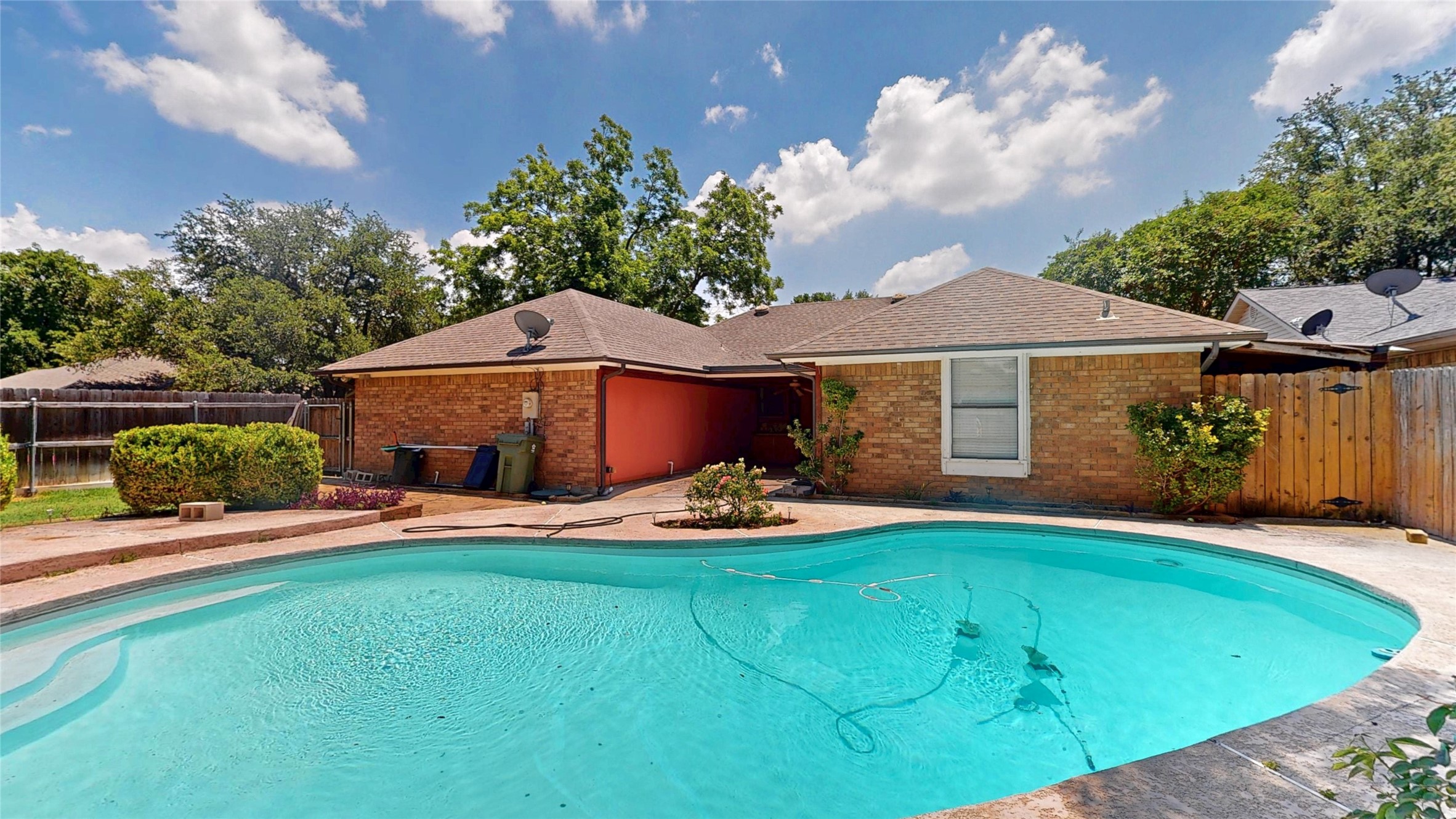 1717 Cunningham Court Bedford TX 76021