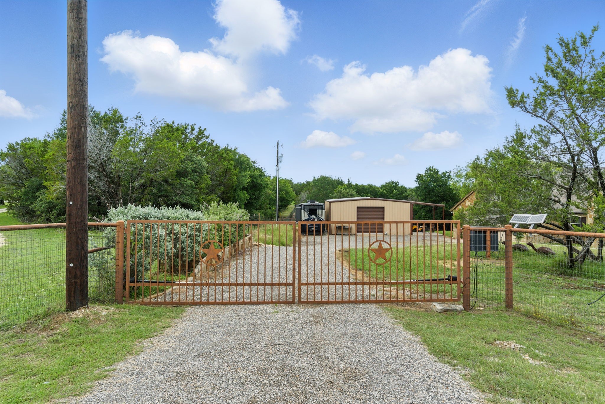 565 Ridgeway Drive Bluff Dale TX 76433