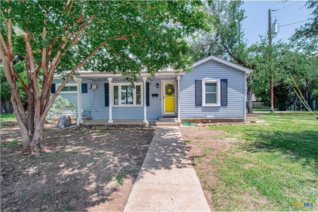 1401 N Penelope Street Belton TX 76513
