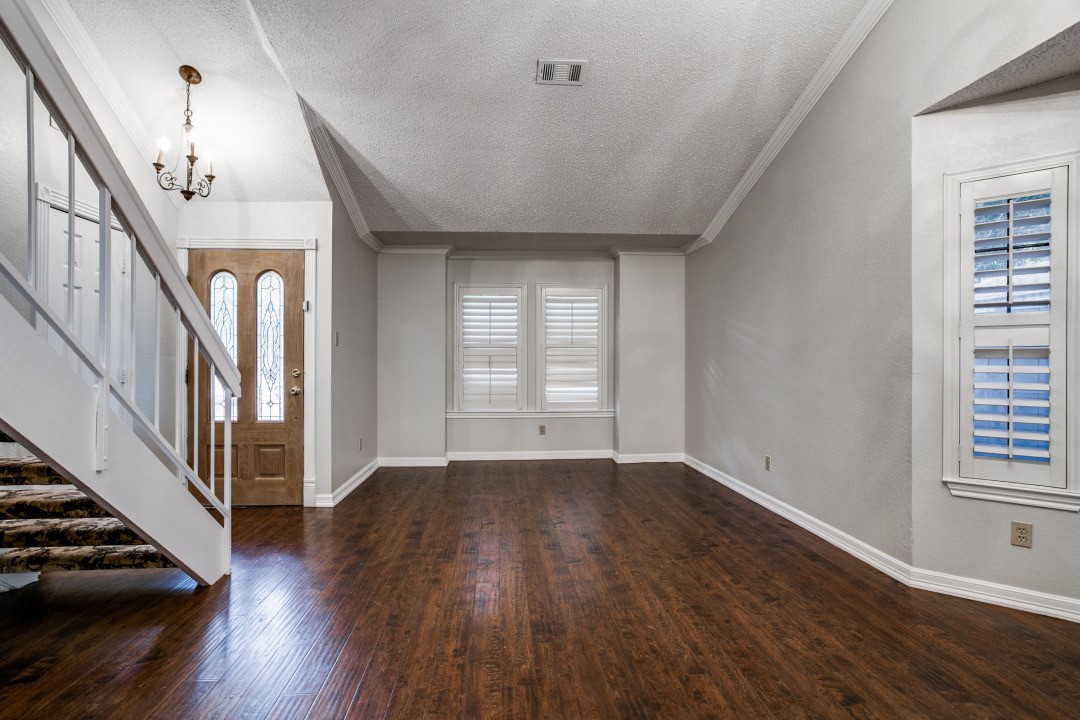 513 Dove Creek Circle Grapevine TX 76051