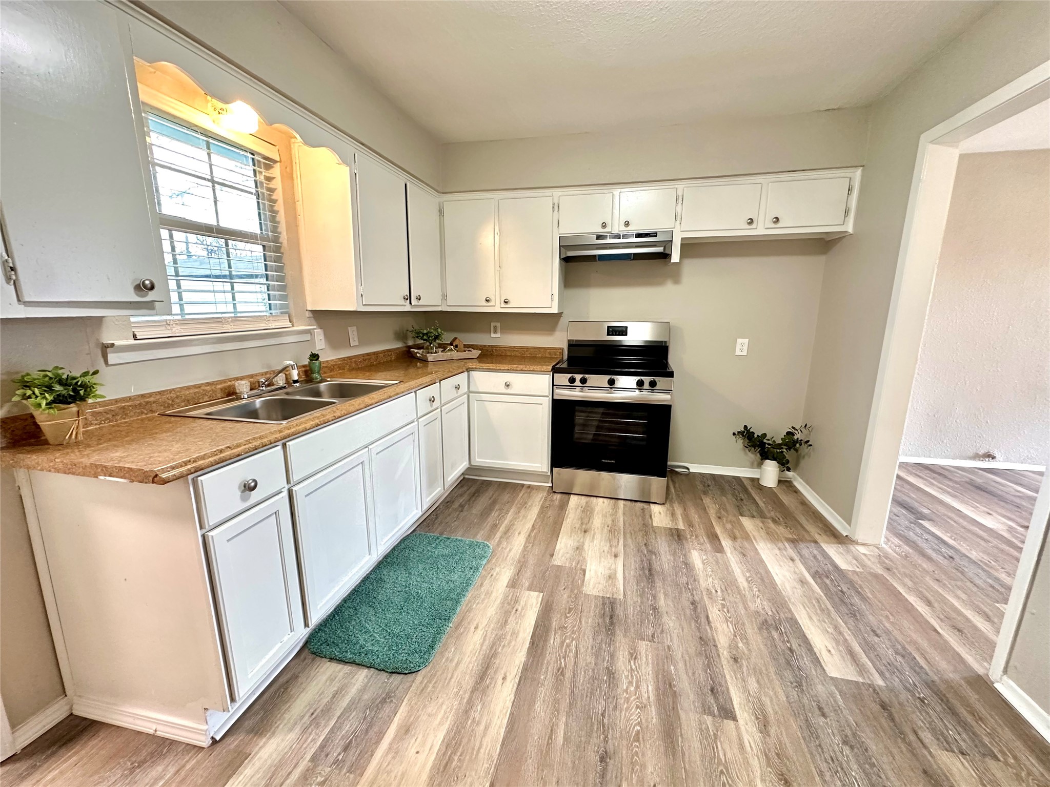 504 Bales Street Cleburne TX 76033
