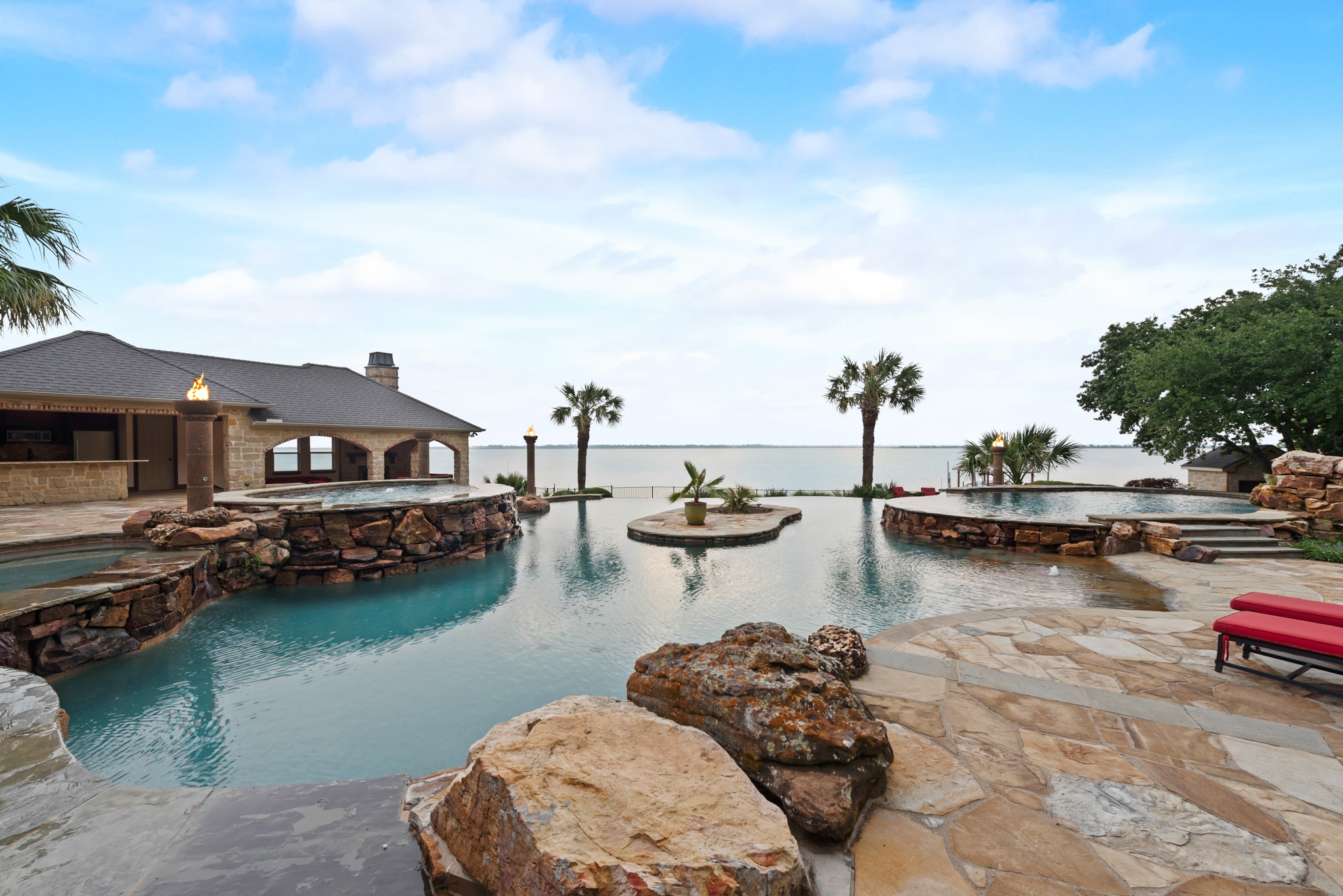 1612 S Lakeshore Drive Rockwall TX 75087