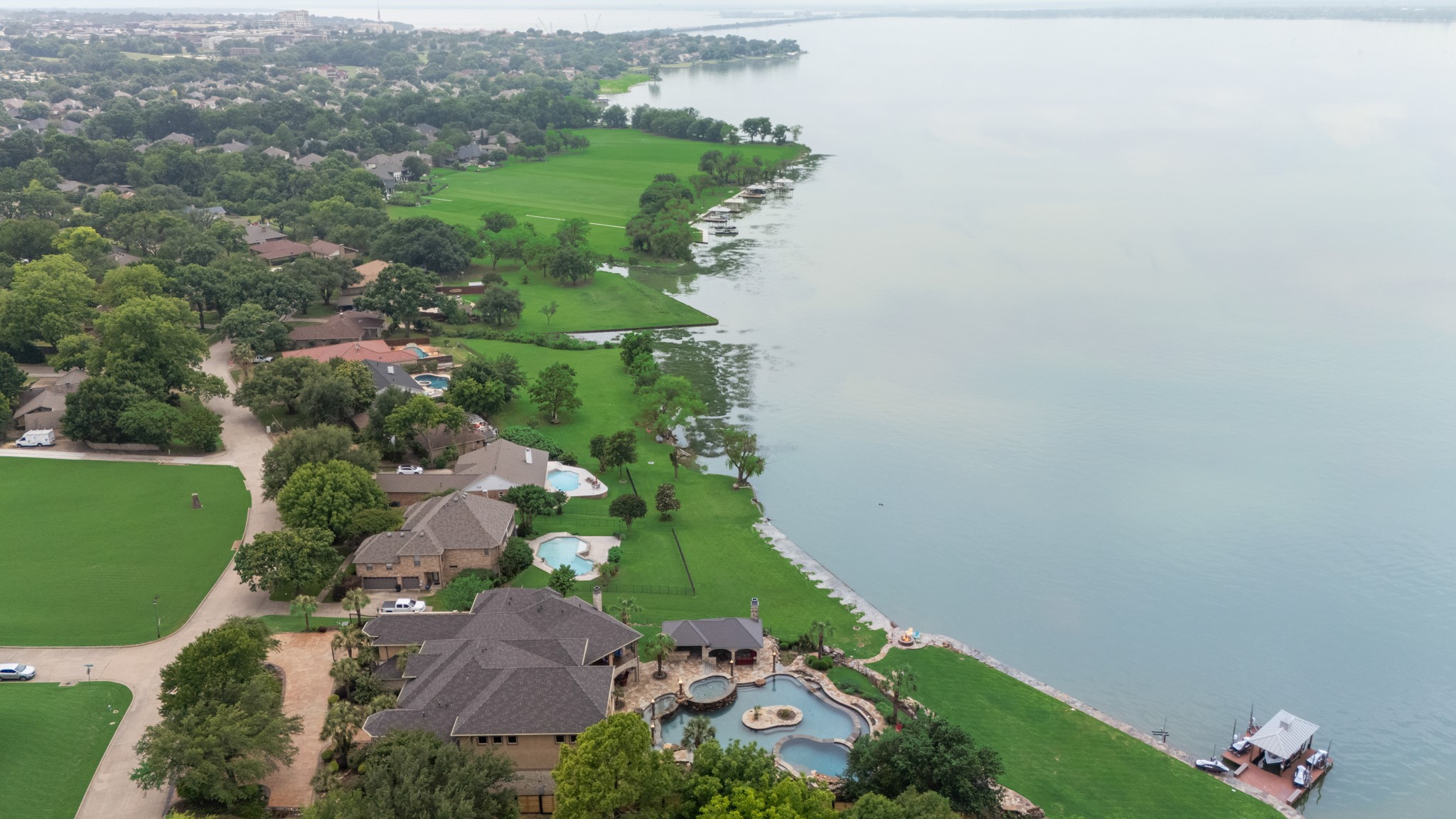 1612 S Lakeshore Drive Rockwall TX 75087