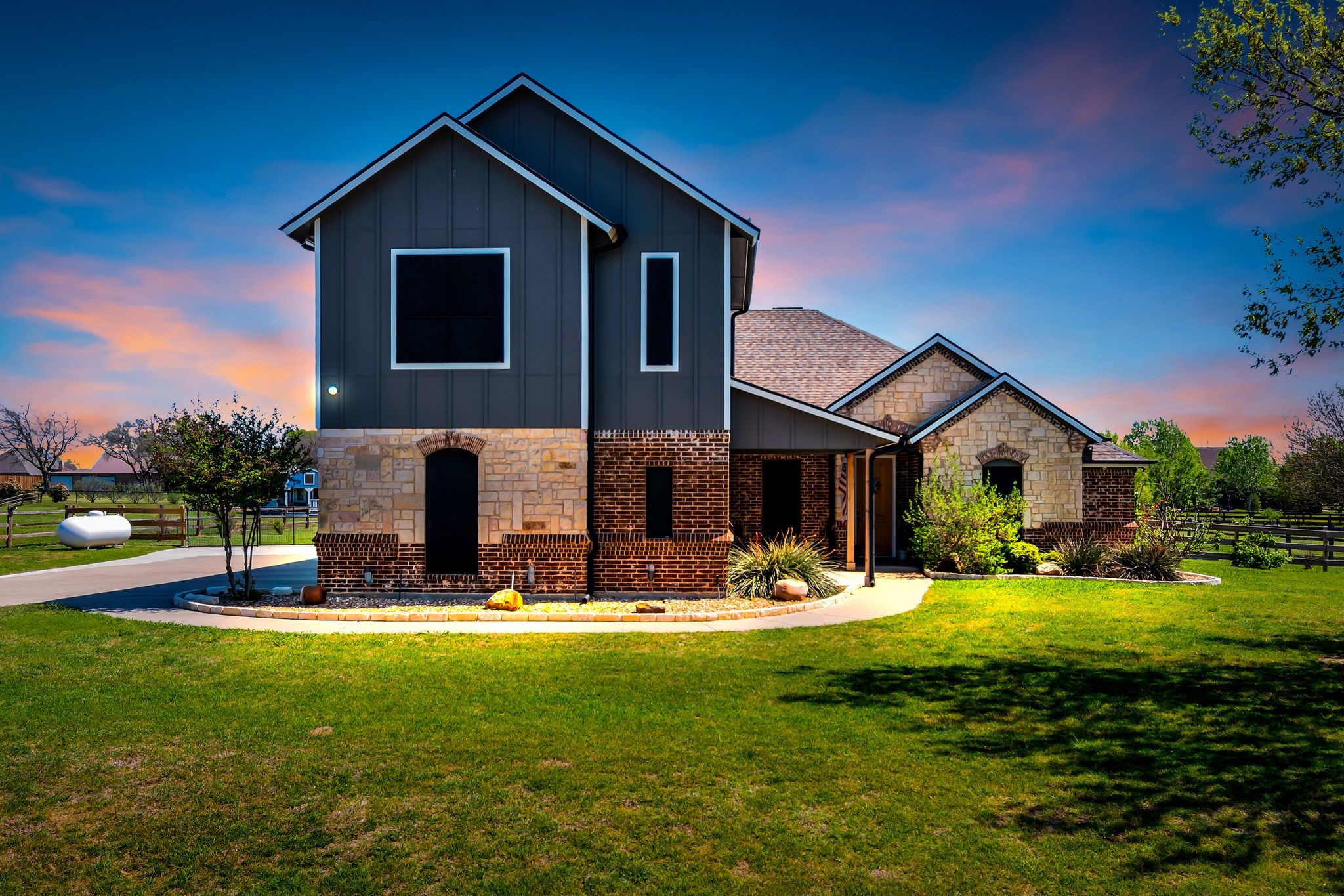 13840 Megan Drive Justin TX 76247