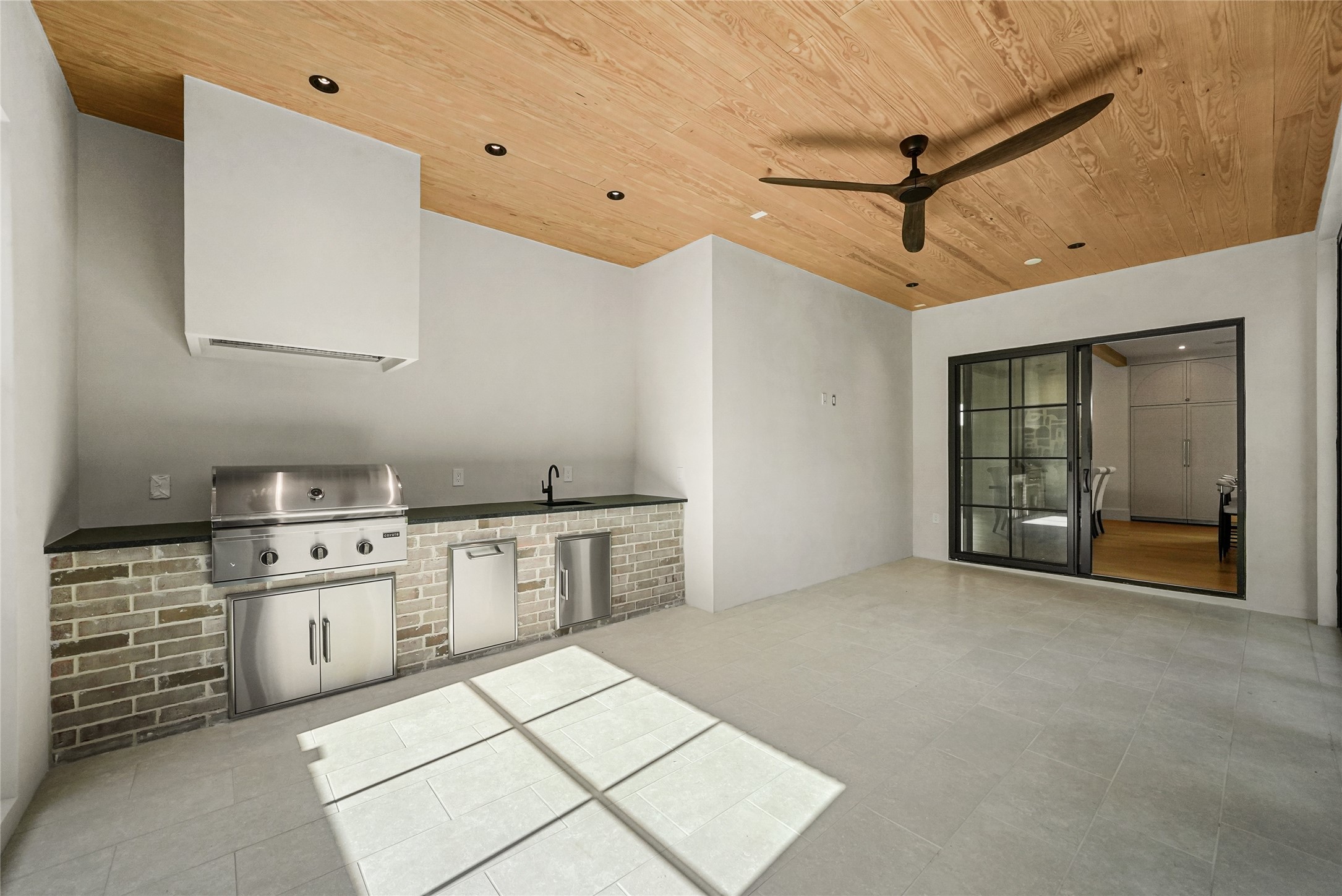 6452 Anita Street Dallas TX 75214
