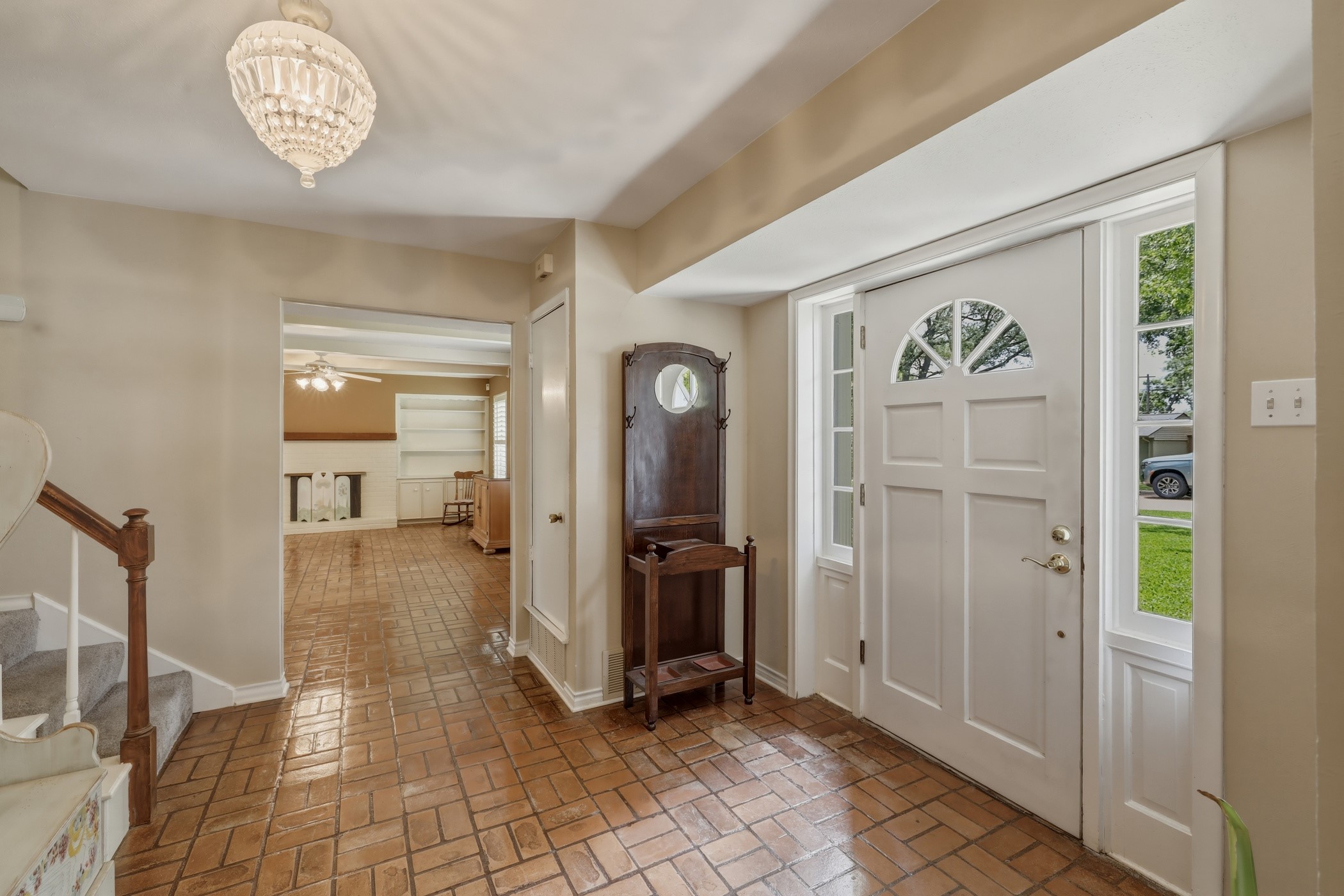 9929 Windledge Drive Dallas TX 75238