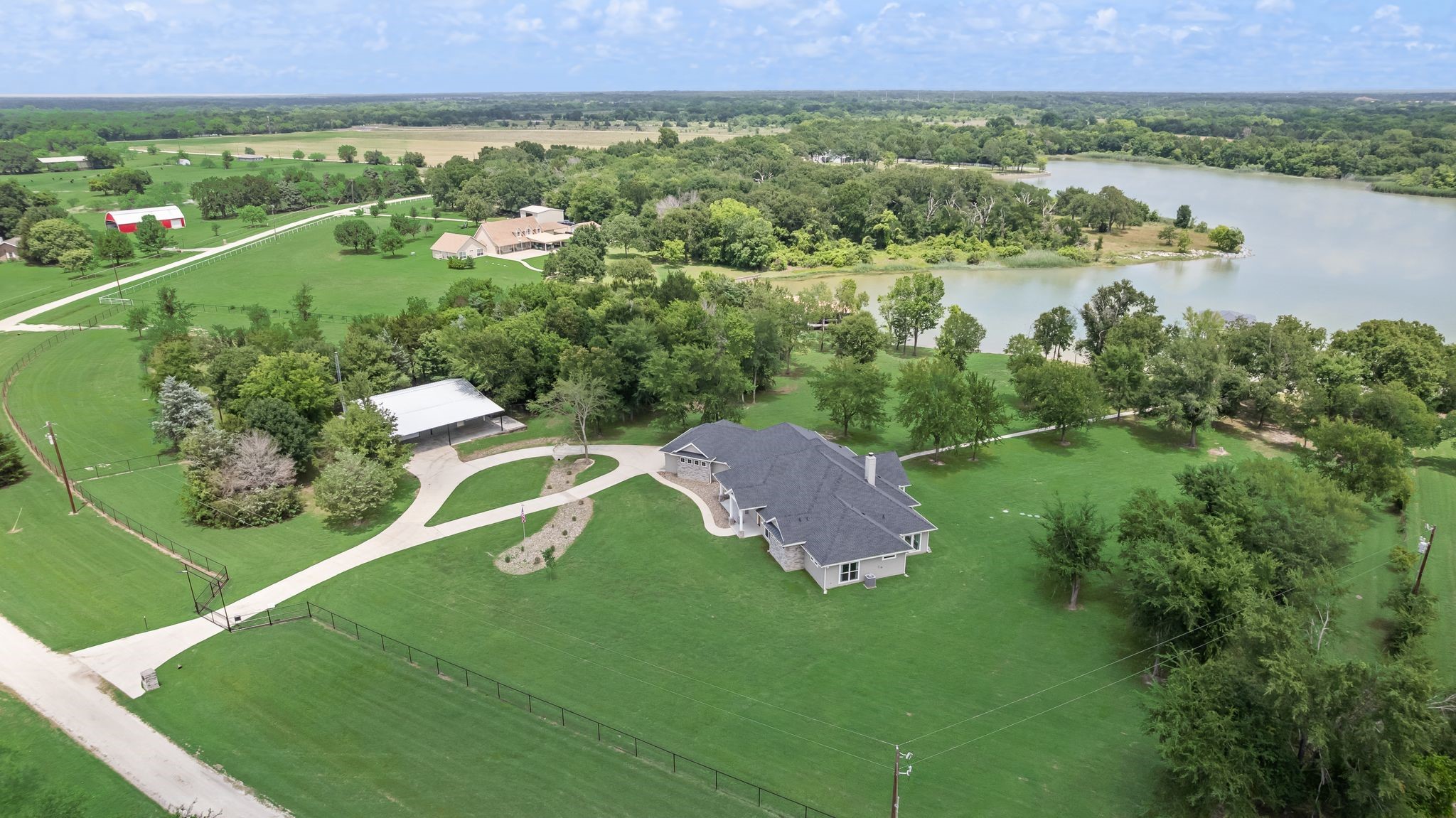 12690 SE County Road 3330 Kerens TX 75144
