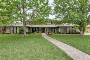 6854 Shorecrest Court Fort Worth TX 76132
