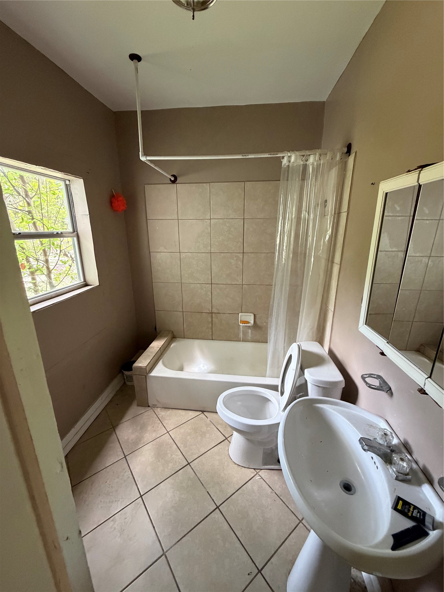 1906 Walnut Street Shreveport LA 71103