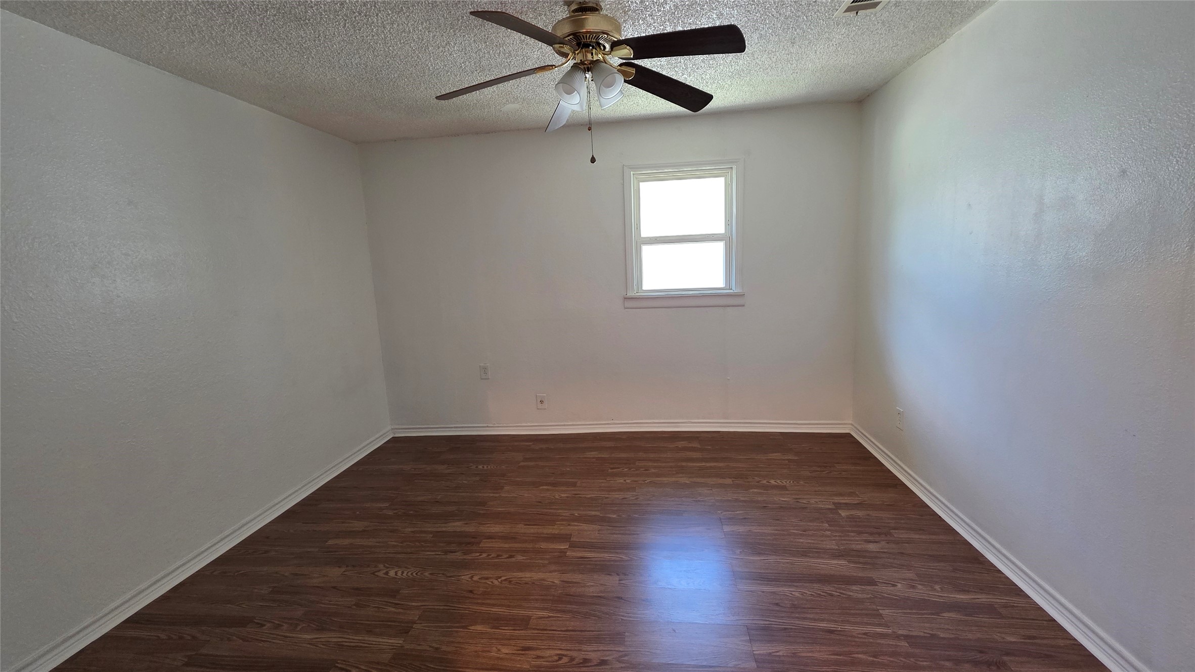 524 W Broadus Avenue Fort Worth TX 76115