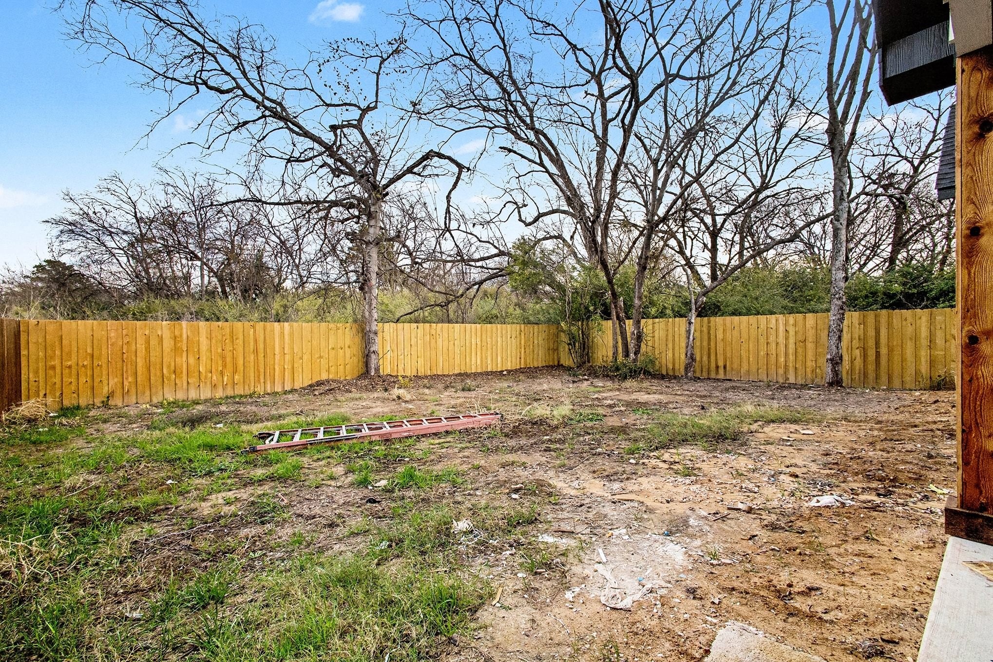 1931 Muncie Avenue Dallas TX 75212