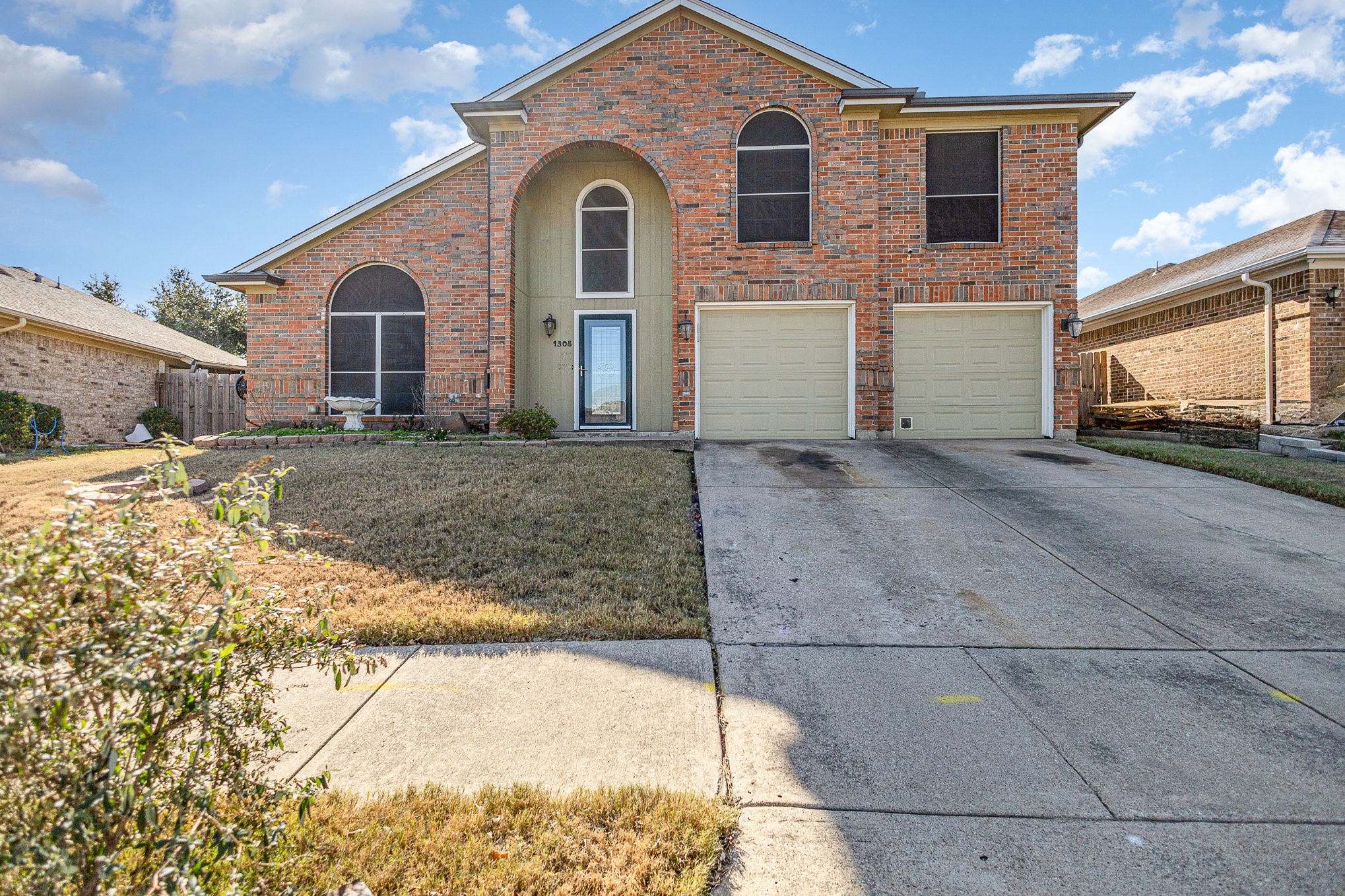 1308 Green Hill Drive Arlington TX 76014