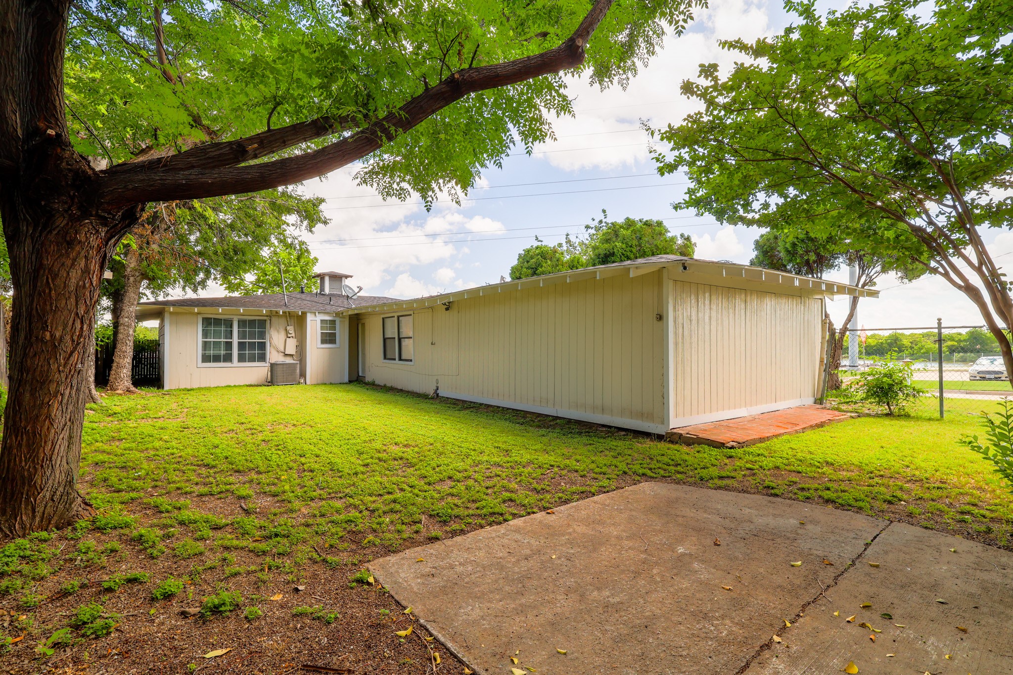 3500 New York Avenue Fort Worth TX 76110