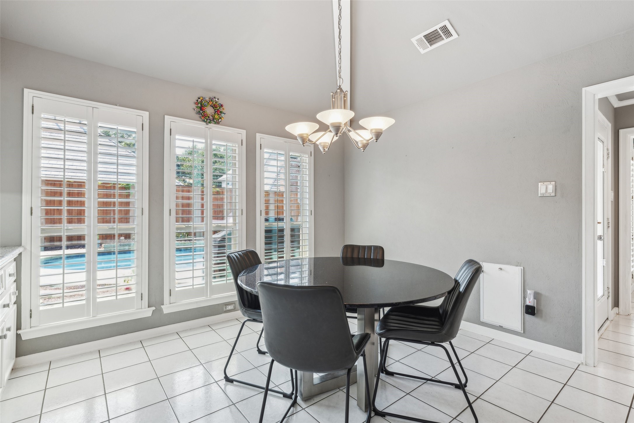 5702 Glen Heather Drive Dallas TX 75252