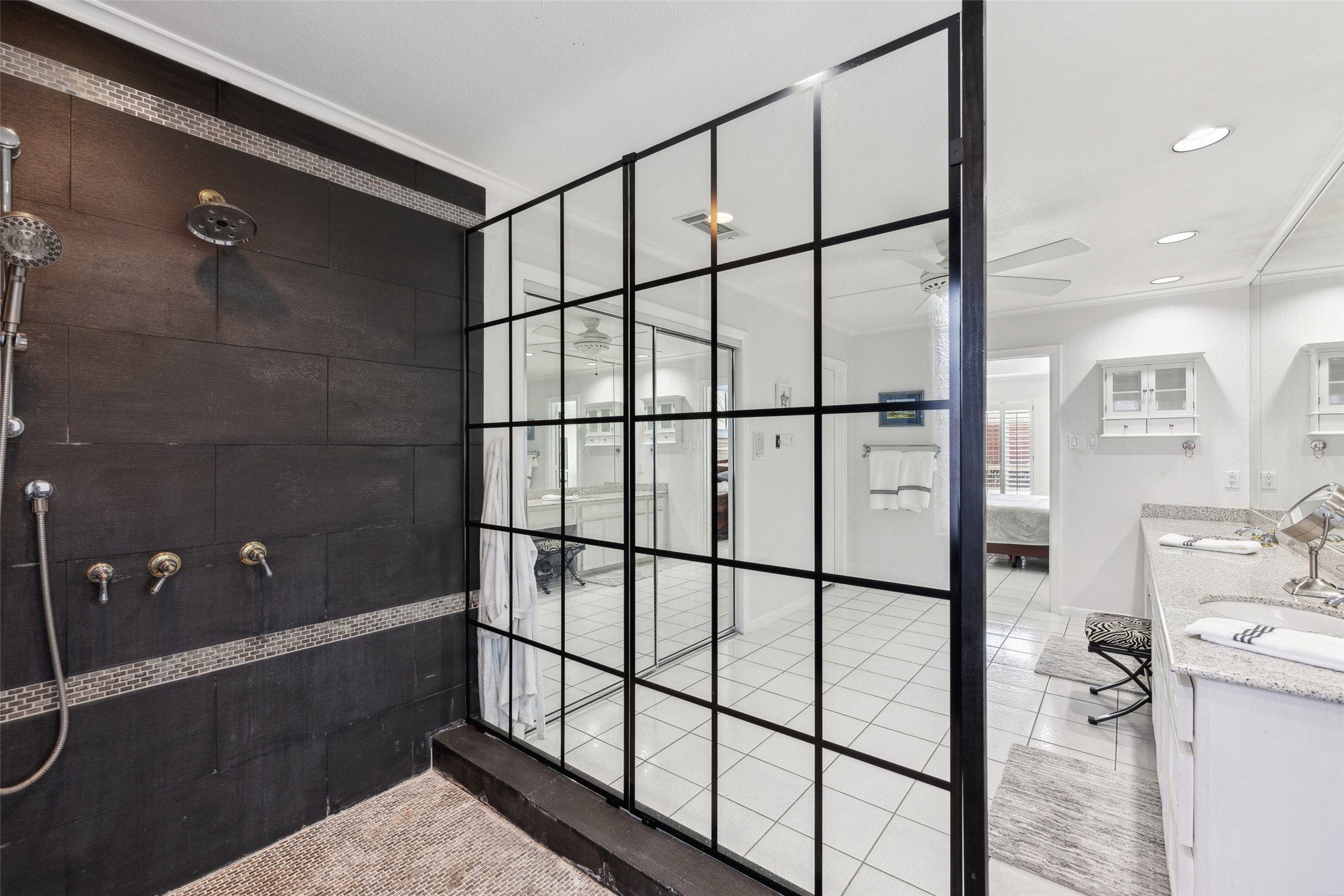 5702 Glen Heather Drive Dallas TX 75252
