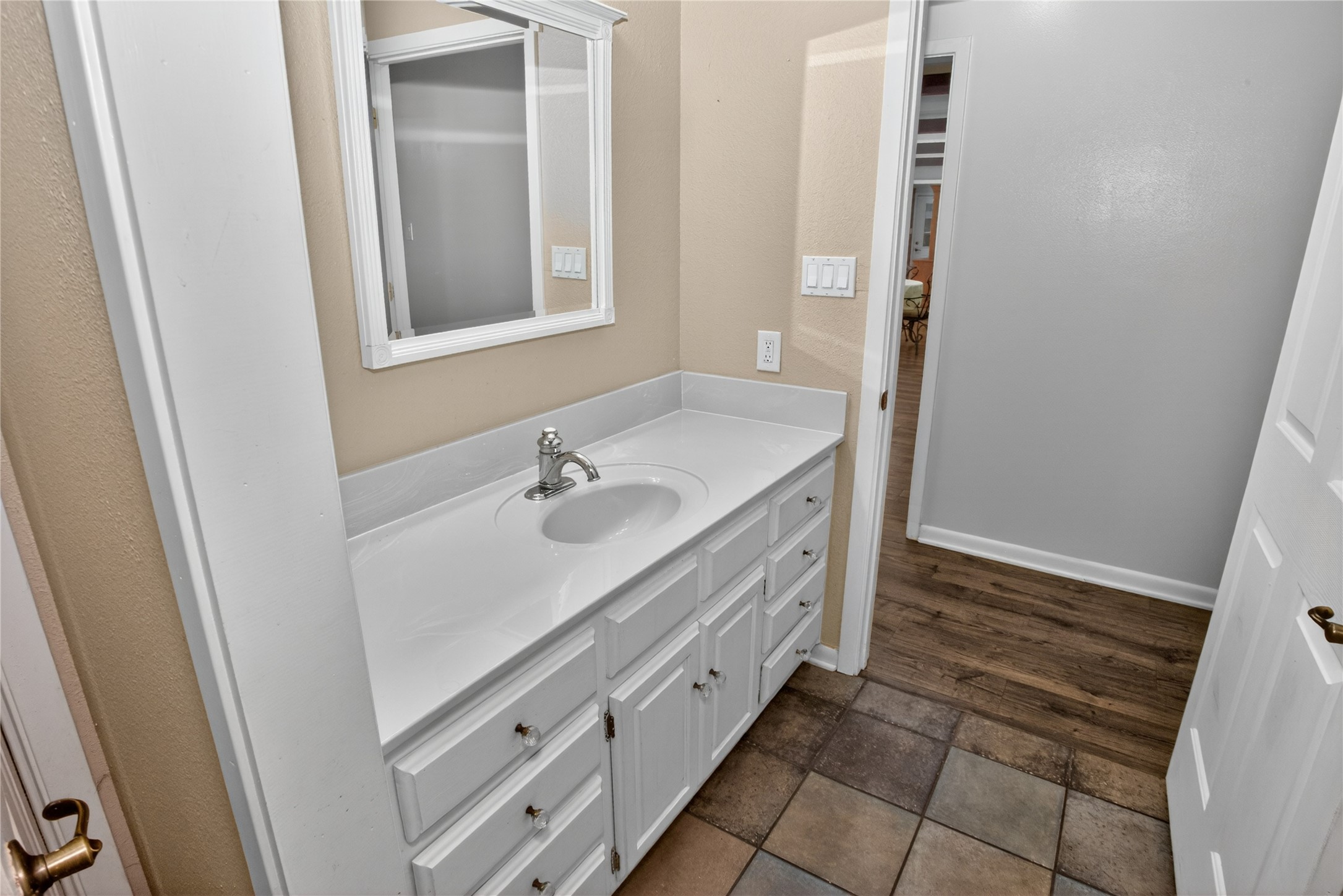2801 Florence Street Kilgore TX 75662