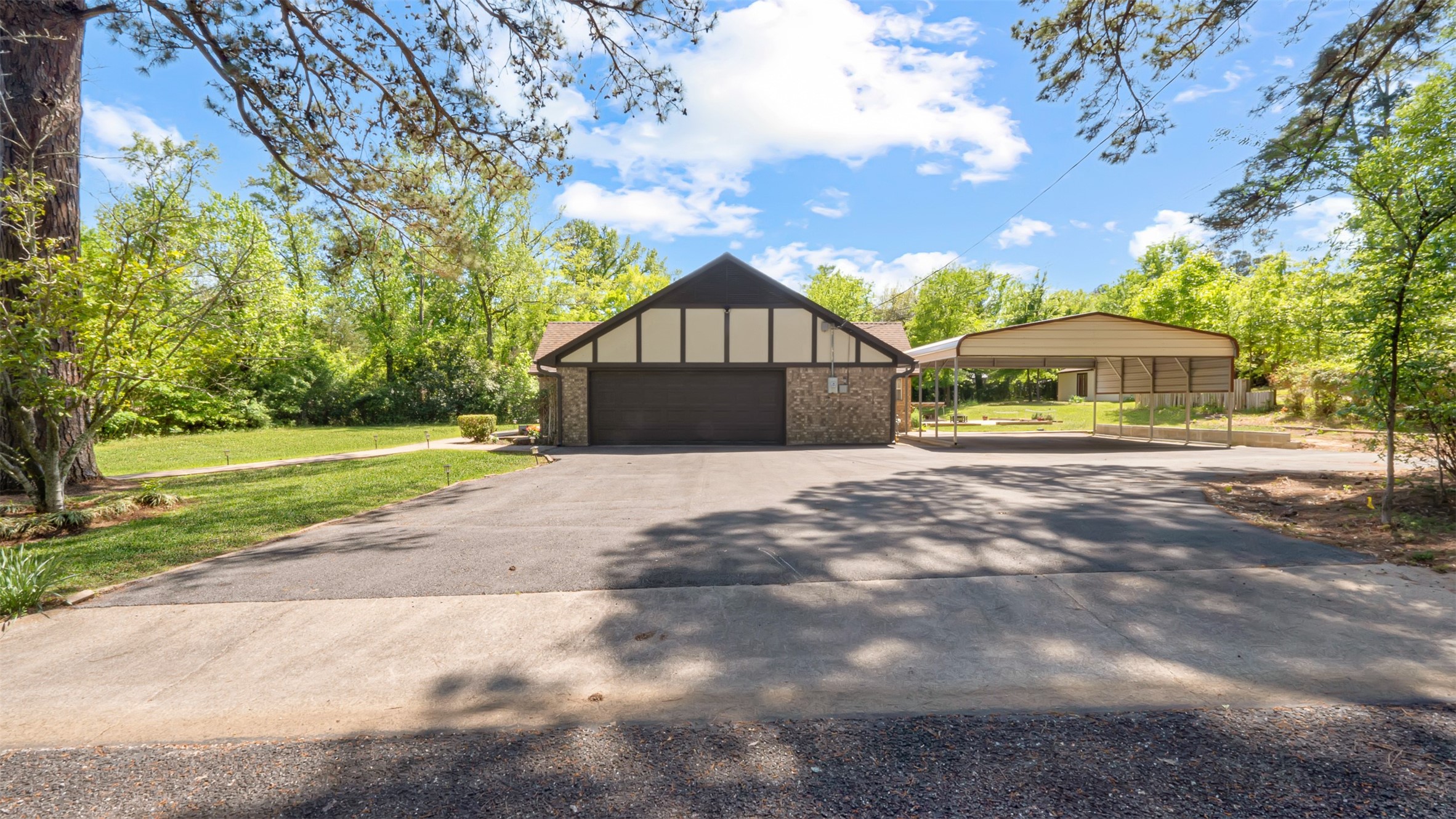 2801 Florence Street Kilgore TX 75662