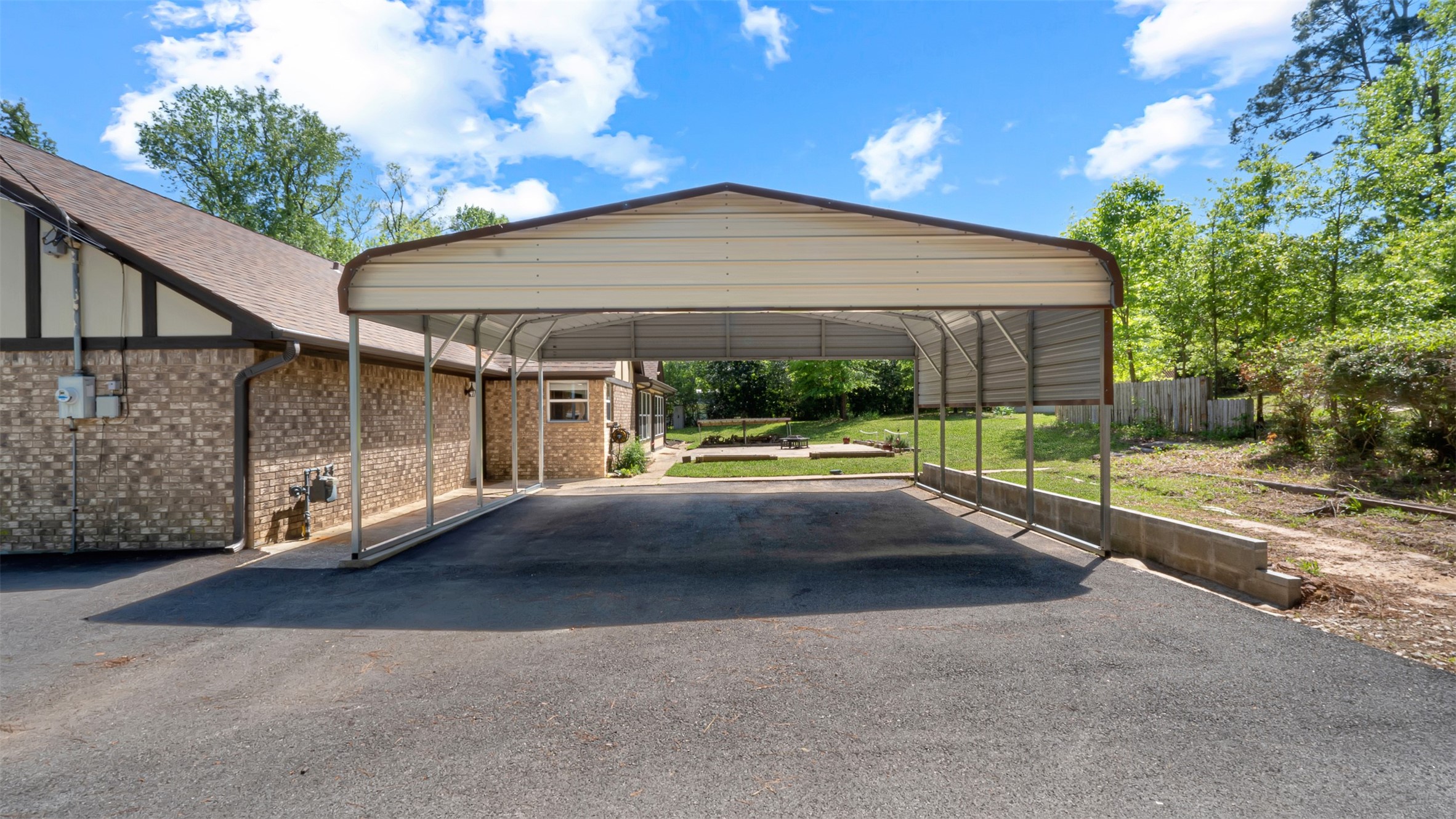 2801 Florence Street Kilgore TX 75662