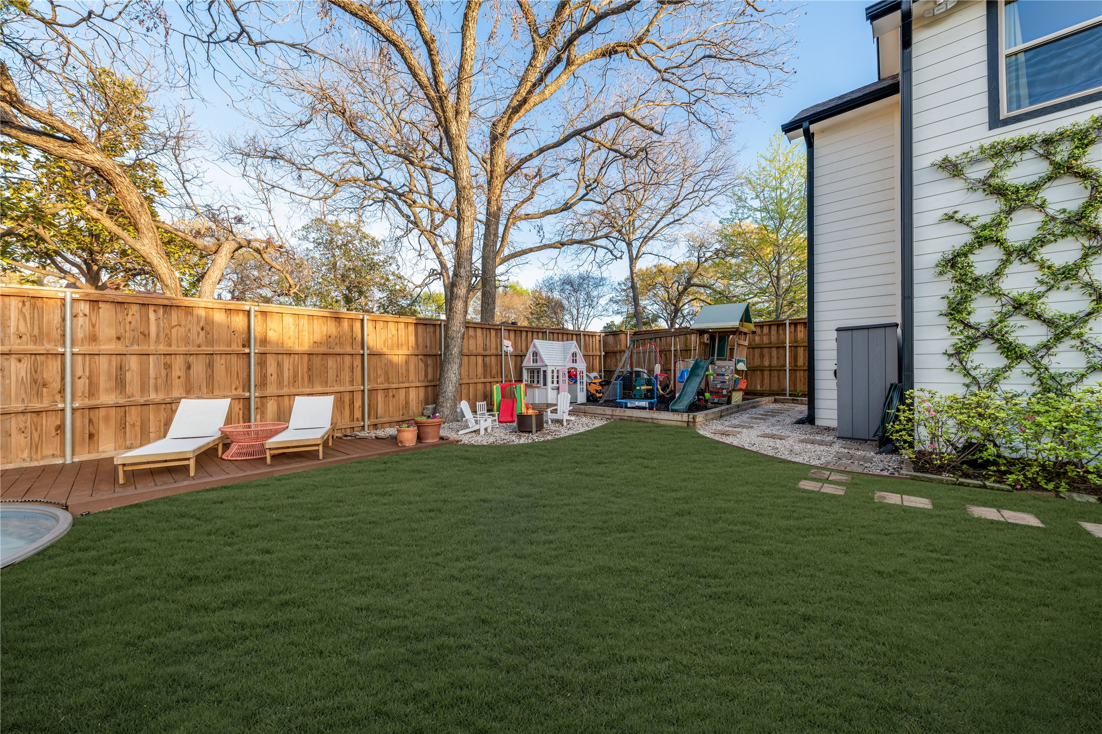 722 Tenna Loma Court Dallas TX 75208
