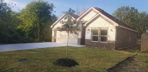 1007 S Dallas Street Ennis TX 75119