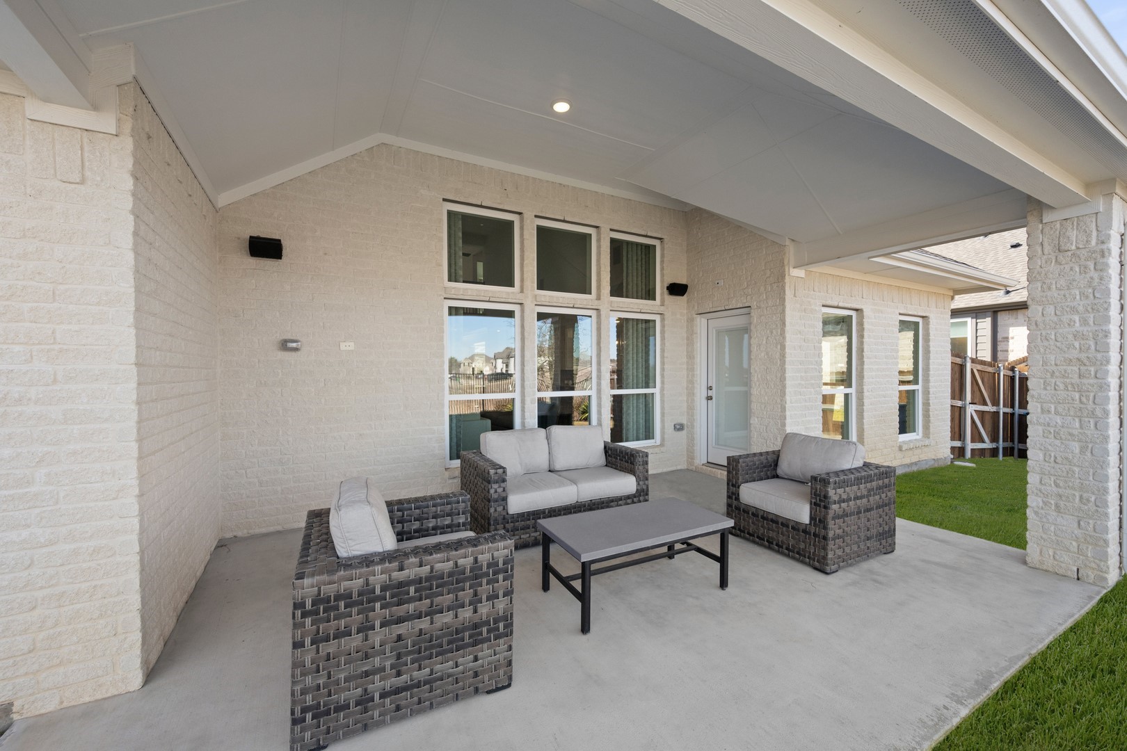 613 Majestic Oak Lane Waxahachie TX 75165