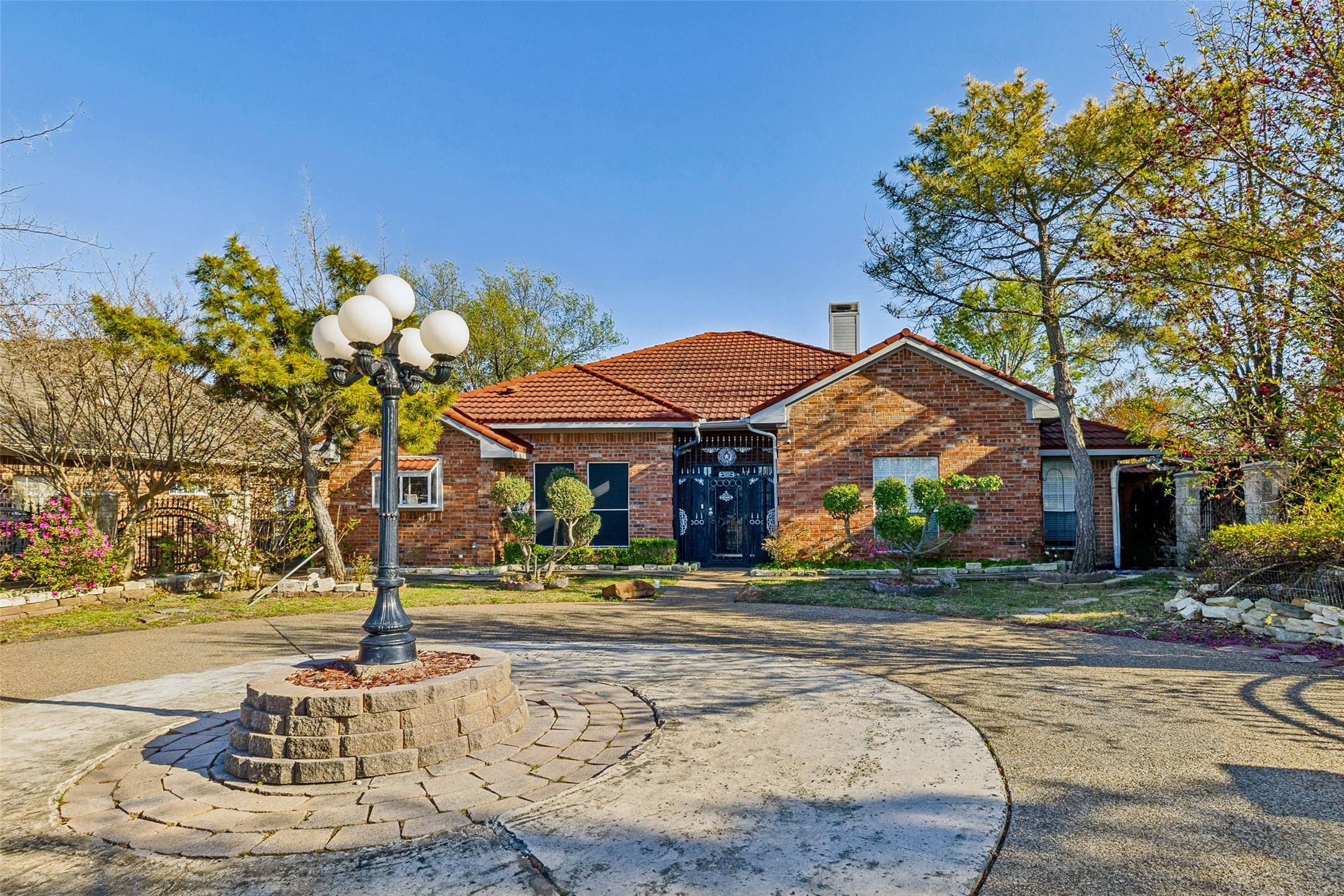 3024 Encino Drive Dallas TX 75228