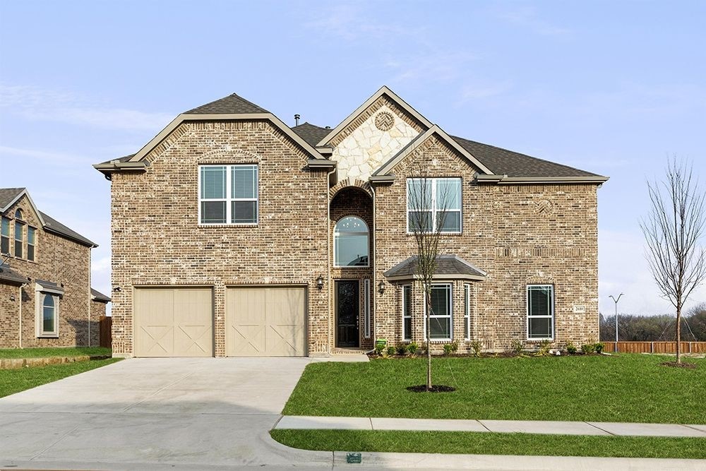 2610 White Plains Drive Midlothian TX 76065