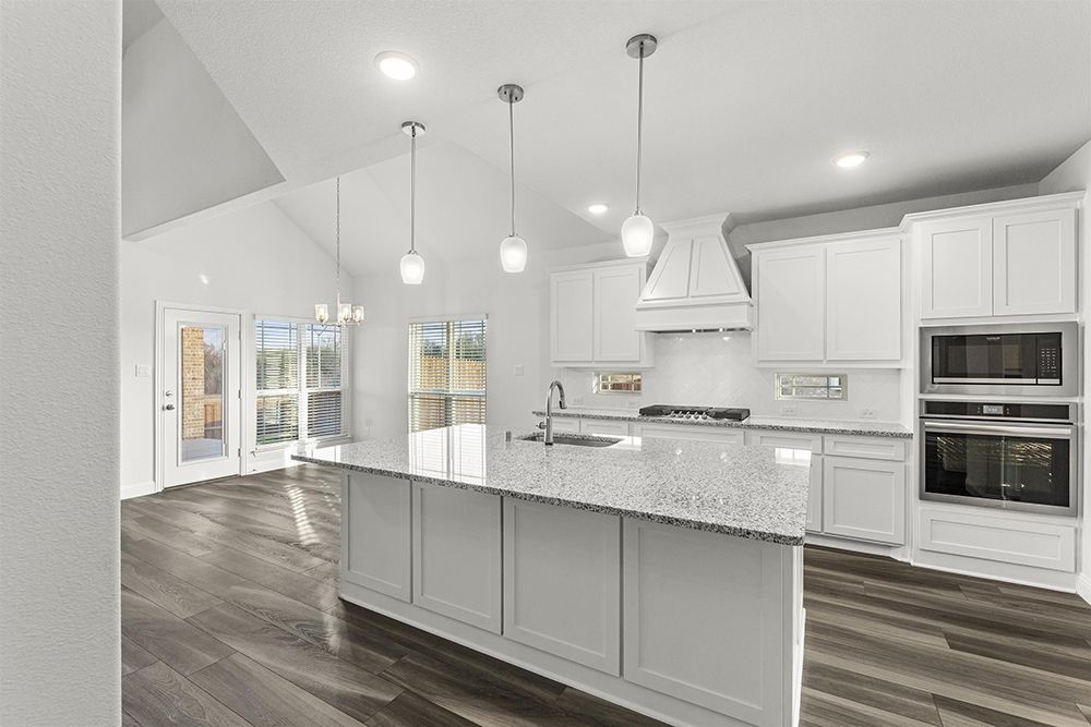 2610 White Plains Drive Midlothian TX 76065