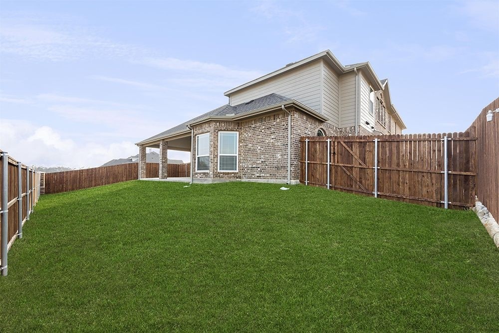2610 White Plains Drive Midlothian TX 76065
