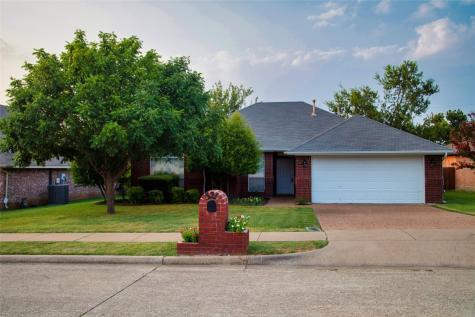 521 Carl Court Lewisville TX 75057