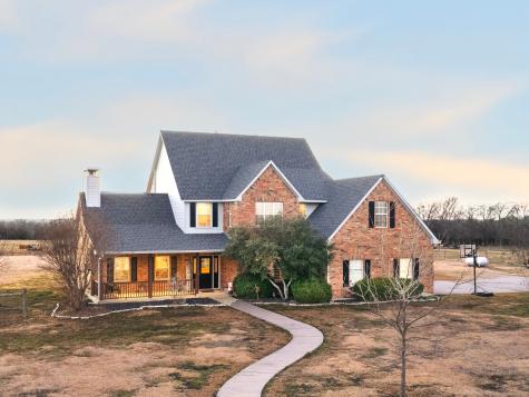 11027 Farmington Road Van Alstyne TX 75495