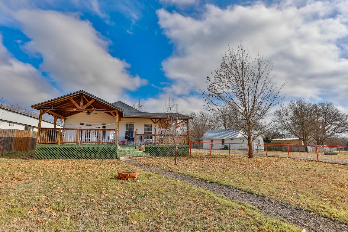 1905 Rice Avenue Gainesville TX 76240