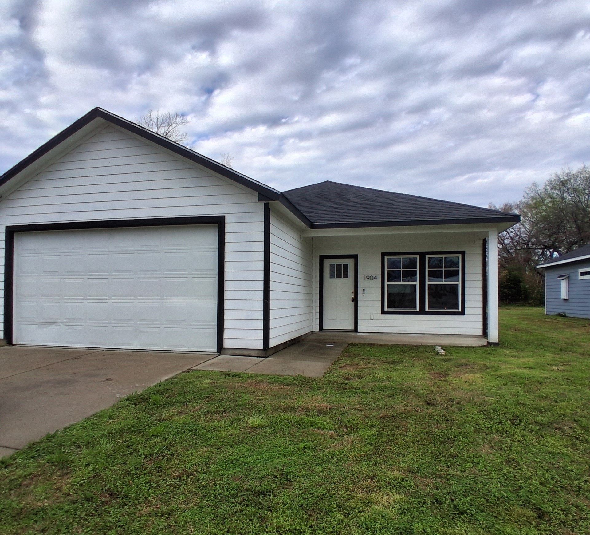 1904 Wesley Street Greenville TX 75401