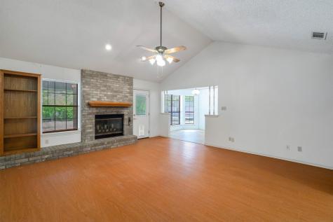 1309 Dixie Lane Waxahachie TX 75165