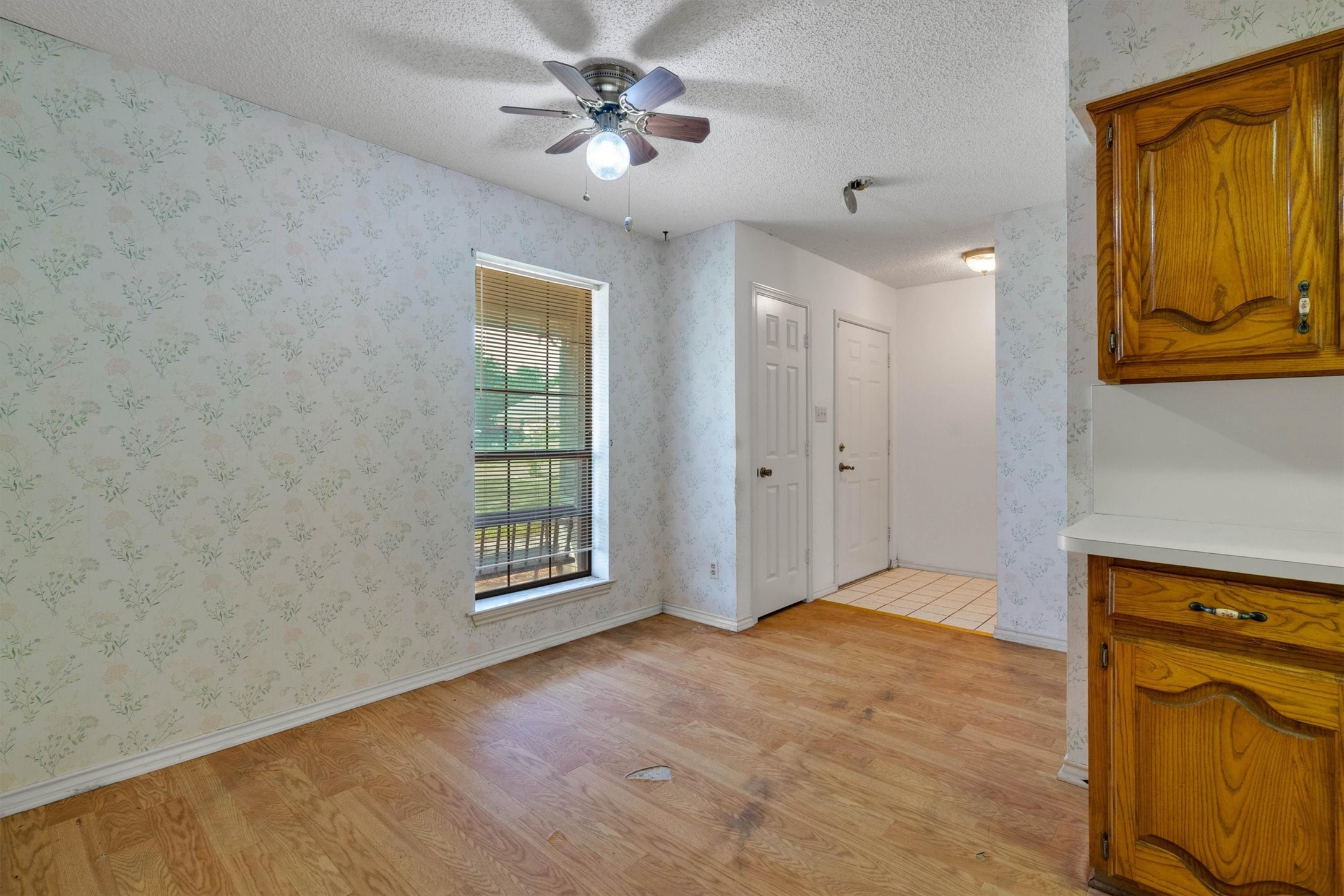 1309 Dixie Lane Waxahachie TX 75165