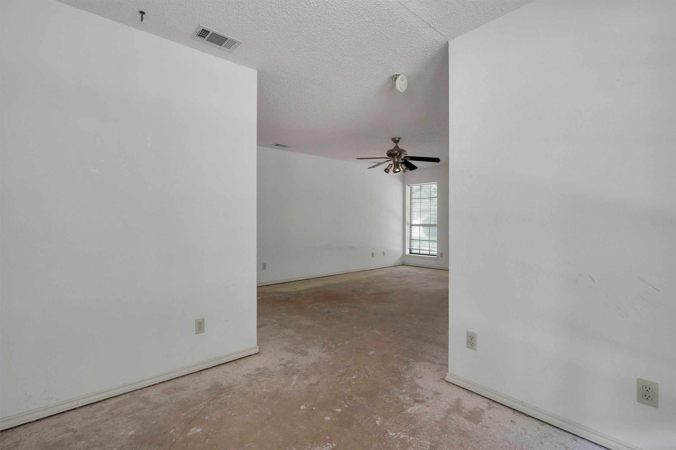 1309 Dixie Lane Waxahachie TX 75165