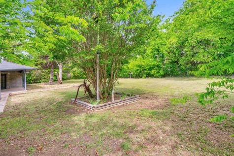 1309 Dixie Lane Waxahachie TX 75165