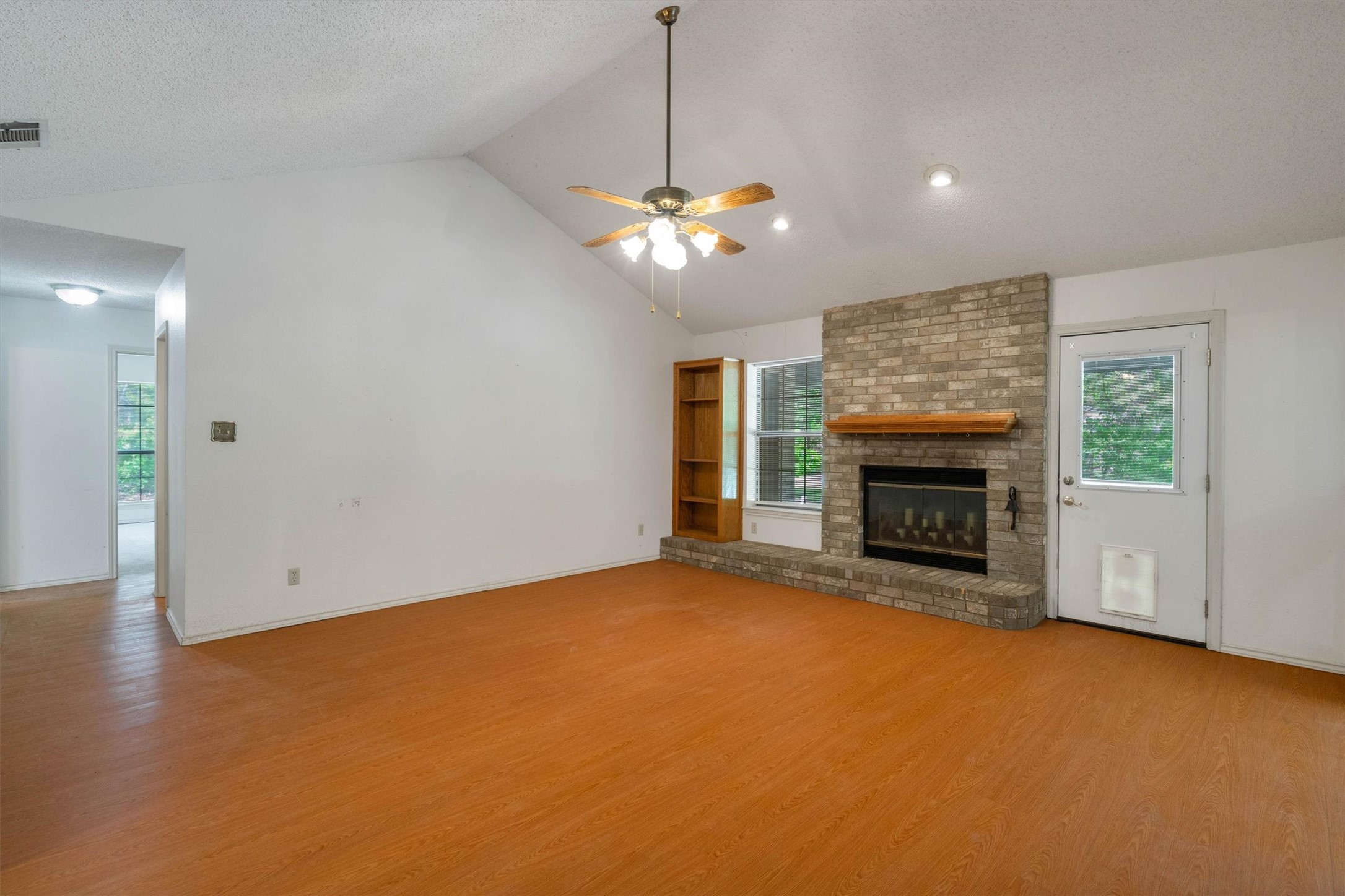 1309 Dixie Lane Waxahachie TX 75165