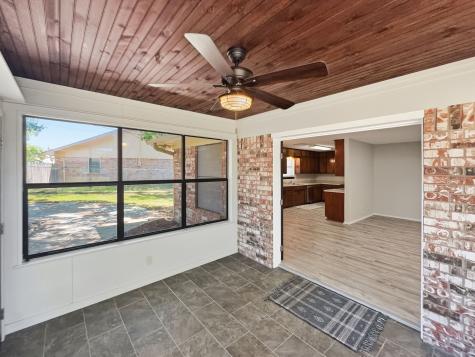 1103 Holiday Court Granbury TX 76048