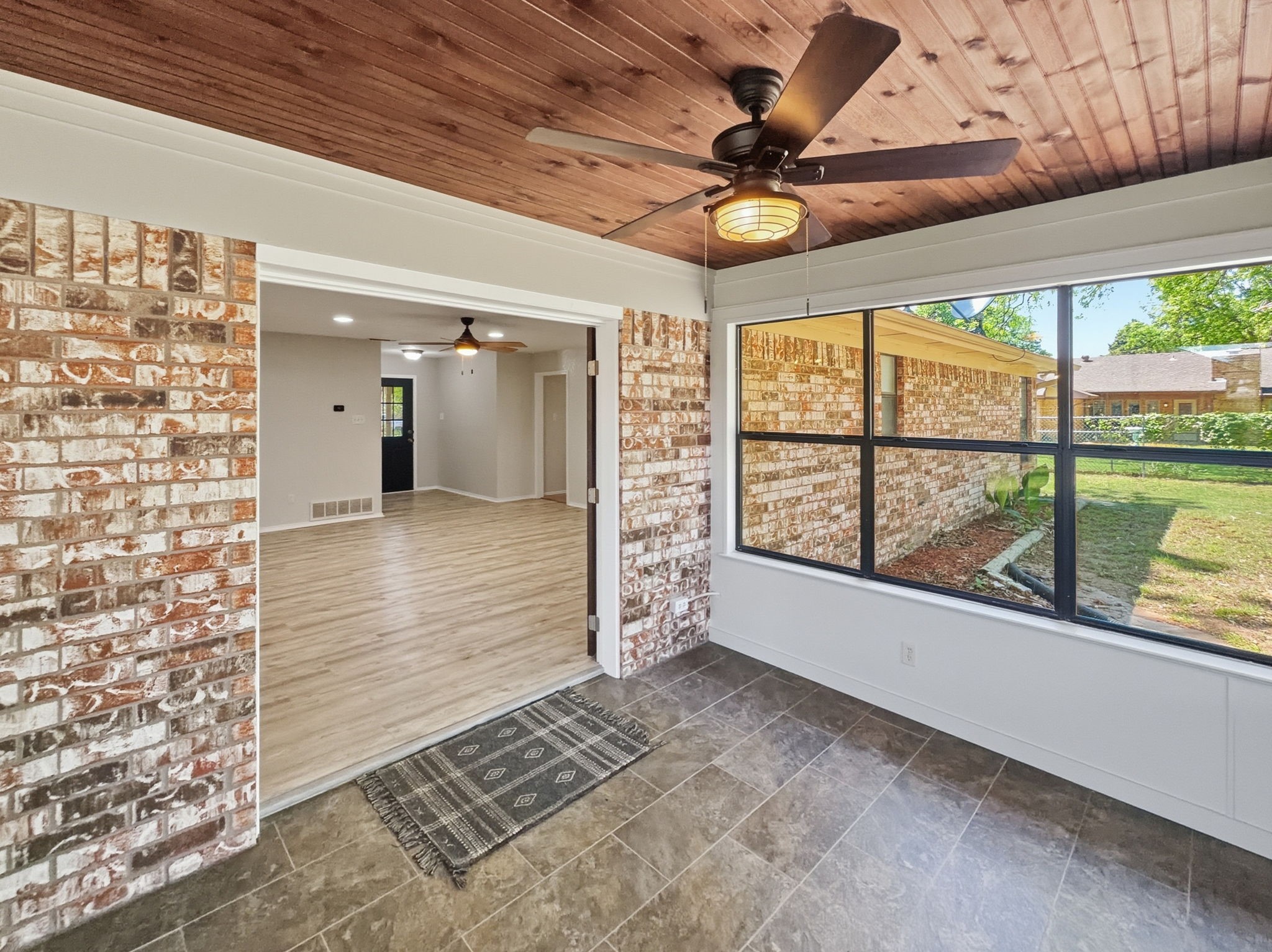 1103 Holiday Court Granbury TX 76048